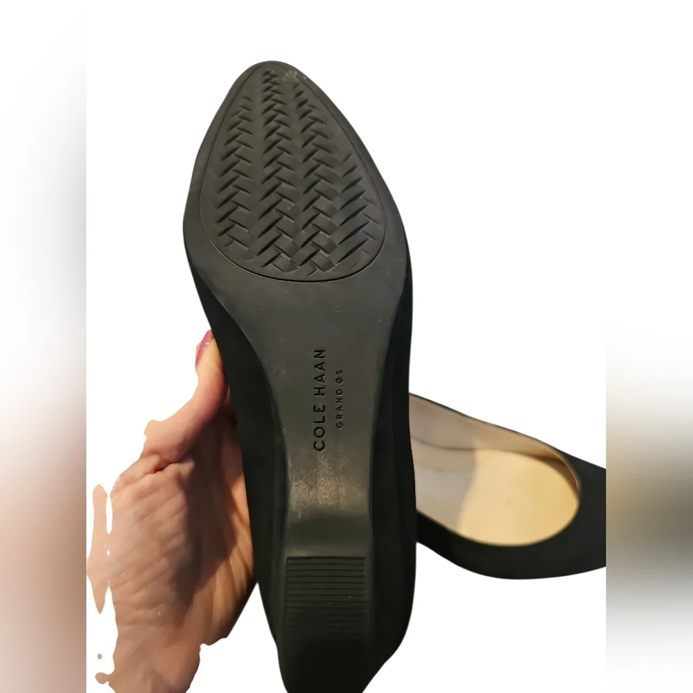 Cole Haan The GO TO Black Wedge Pumps SZ 7.5 New